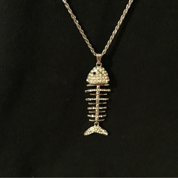 🩸[2/$32.00]🩸Fishbone Necklace - Picture 2 of 6